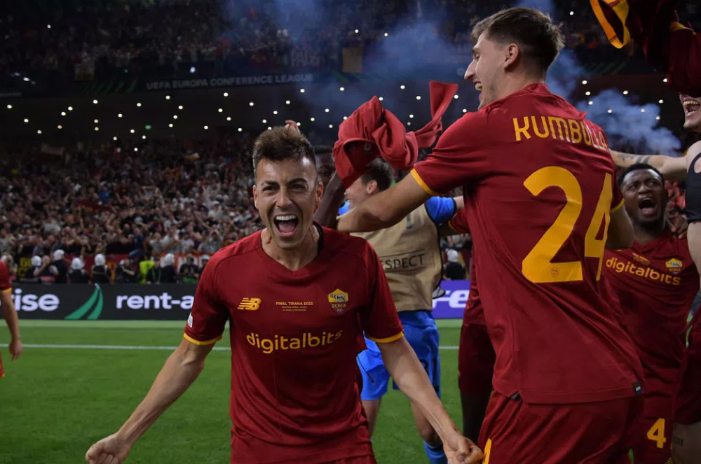  罗马中场大师掌控全局激活进攻